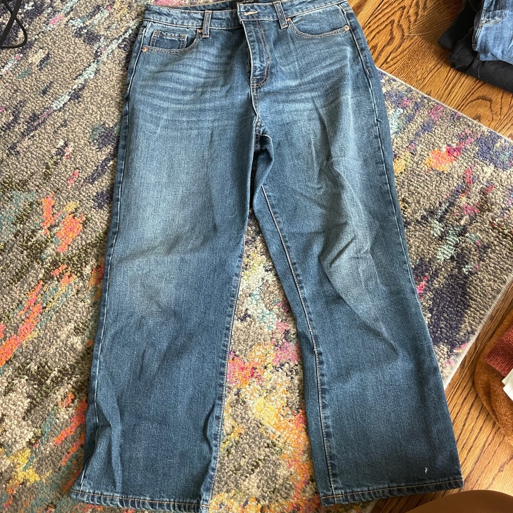 Juicy Couture Cropped Boyfriend Jean
